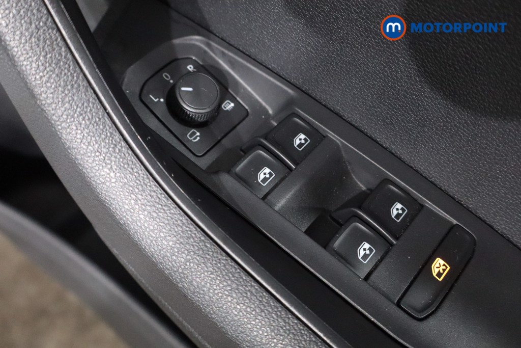 Skoda Karoq Sportline Automatic Petrol SUV - Stock Number (1567929) - 24th supplementary image