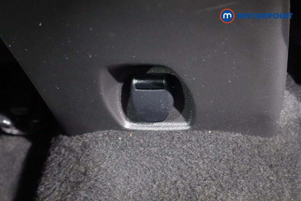 Renault Kadjar Signature Nav Automatic Petrol SUV - Stock Number (1568322) - 13th supplementary image