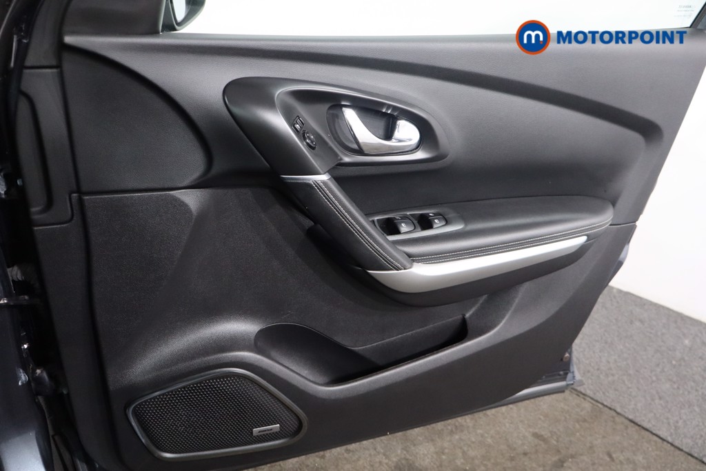 Renault Kadjar Signature Nav Automatic Petrol SUV - Stock Number (1568322) - 23rd supplementary image