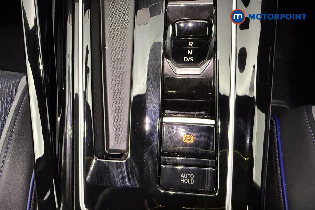 Volkswagen Golf R Automatic Petrol Hatchback - Stock Number (1568650) - 7th supplementary image