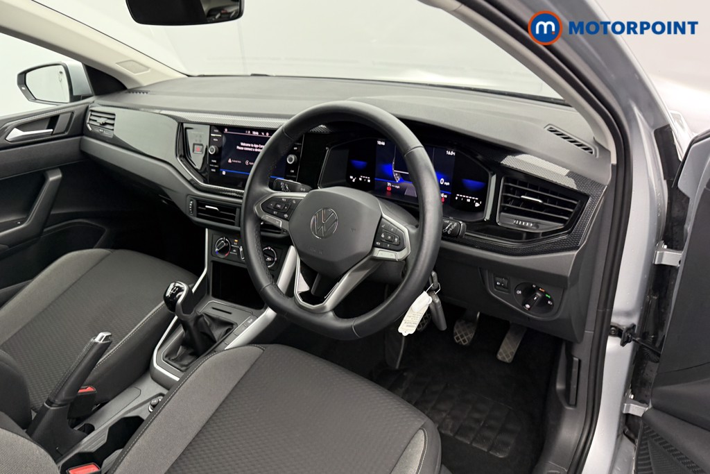 Volkswagen Polo Life Manual Petrol Hatchback - Stock Number (1568890) - 4th supplementary image