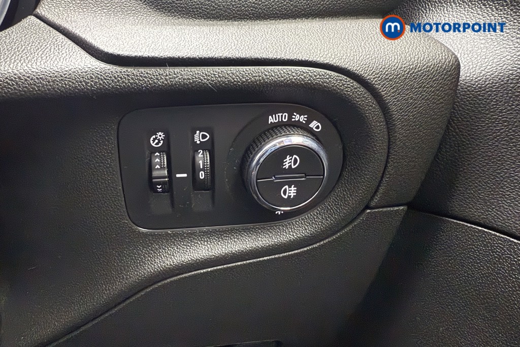 Vauxhall Grandland X Business Edition Nav Automatic Petrol Plug-In Hybrid SUV - Stock Number (1511581) - 15th supplementary image