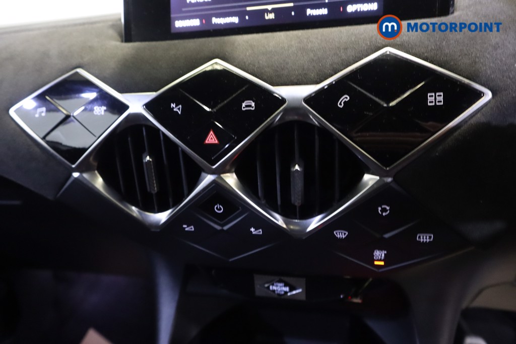 DS Ds 3 Performance Line Manual Petrol SUV - Stock Number (1555296) - 5th supplementary image