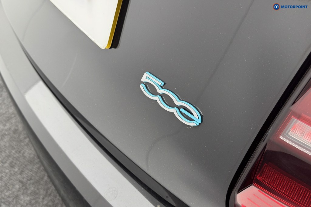Fiat 500 Icon Automatic Electric Hatchback - Stock Number (1558000) - 14th supplementary image