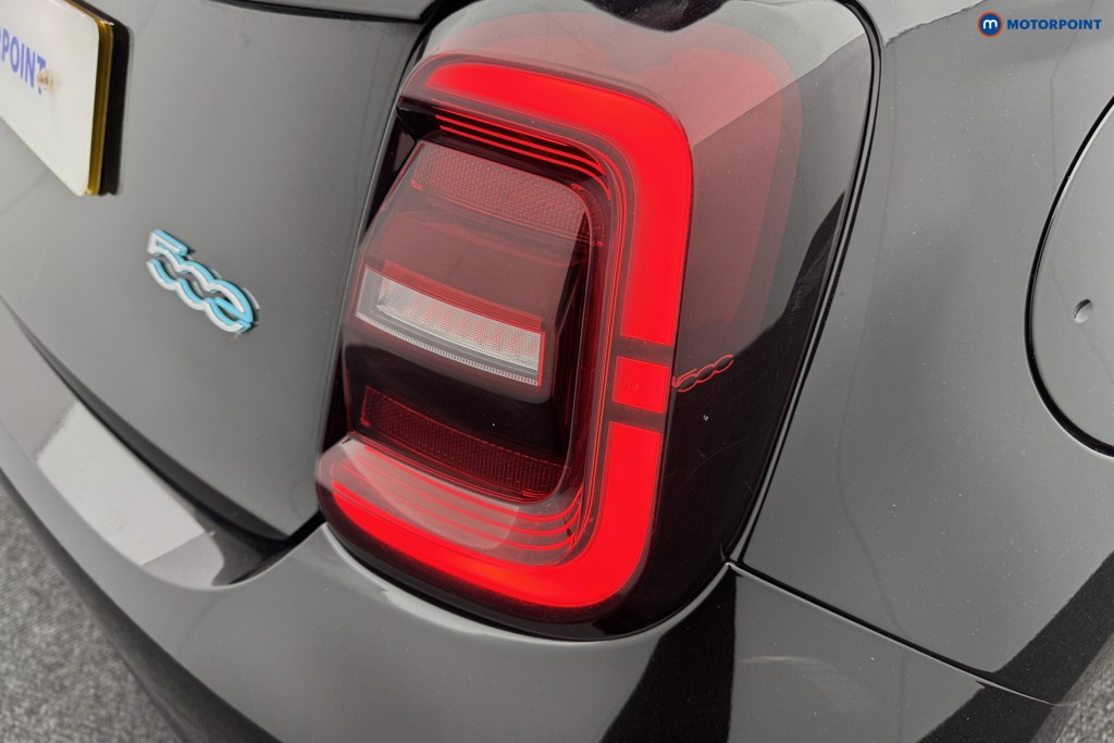 Fiat 500 Icon Automatic Electric Hatchback - Stock Number (1558000) - 15th supplementary image
