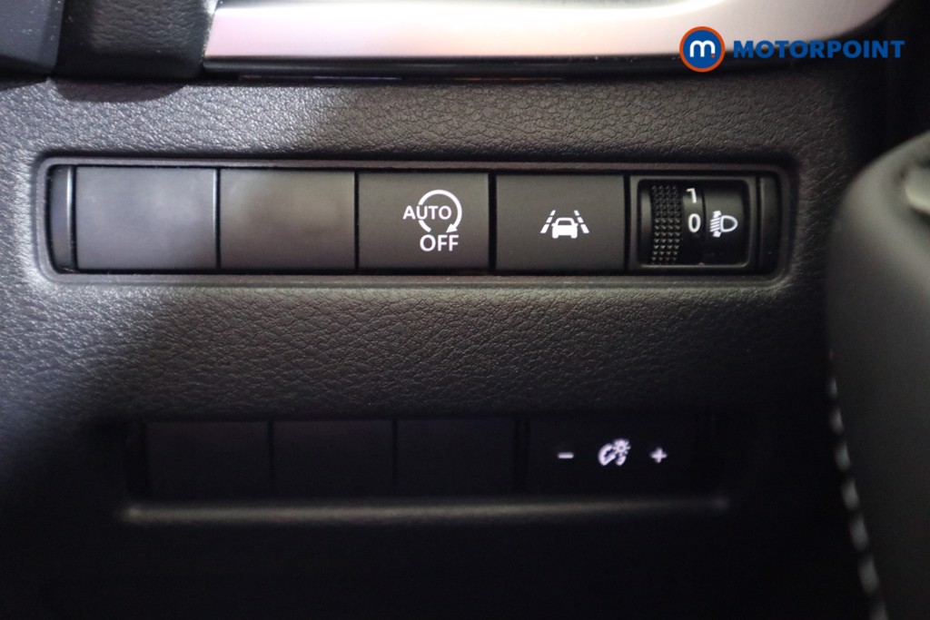 Nissan Qashqai N-Connecta Manual Petrol SUV - Stock Number (1558640) - 7th supplementary image