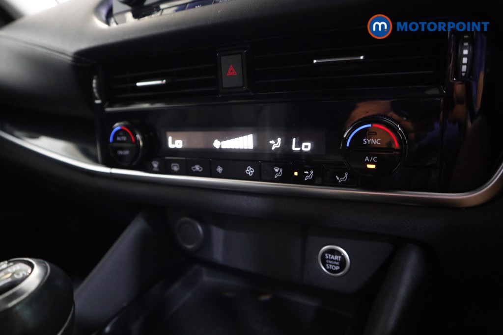 Nissan Qashqai N-Connecta Manual Petrol SUV - Stock Number (1558640) - 9th supplementary image