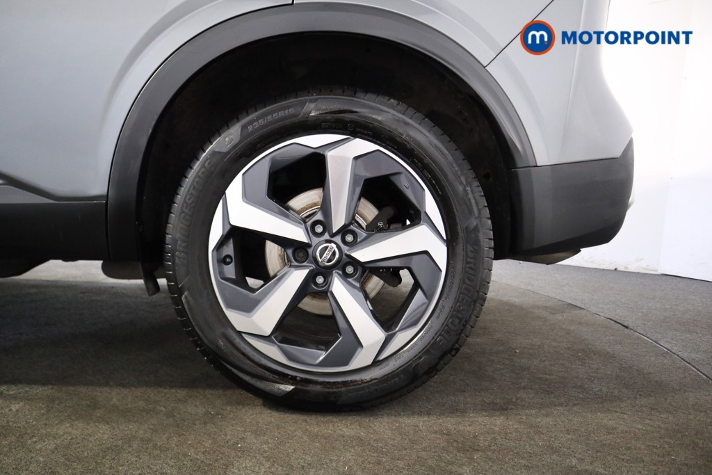 Nissan Qashqai N-Connecta Manual Petrol SUV - Stock Number (1558640) - 17th supplementary image