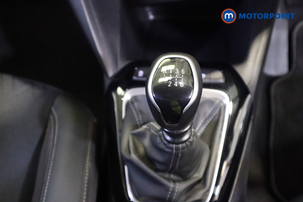 Vauxhall Corsa Elite Nav Premium Manual Petrol Hatchback - Stock Number (1560220) - 5th supplementary image