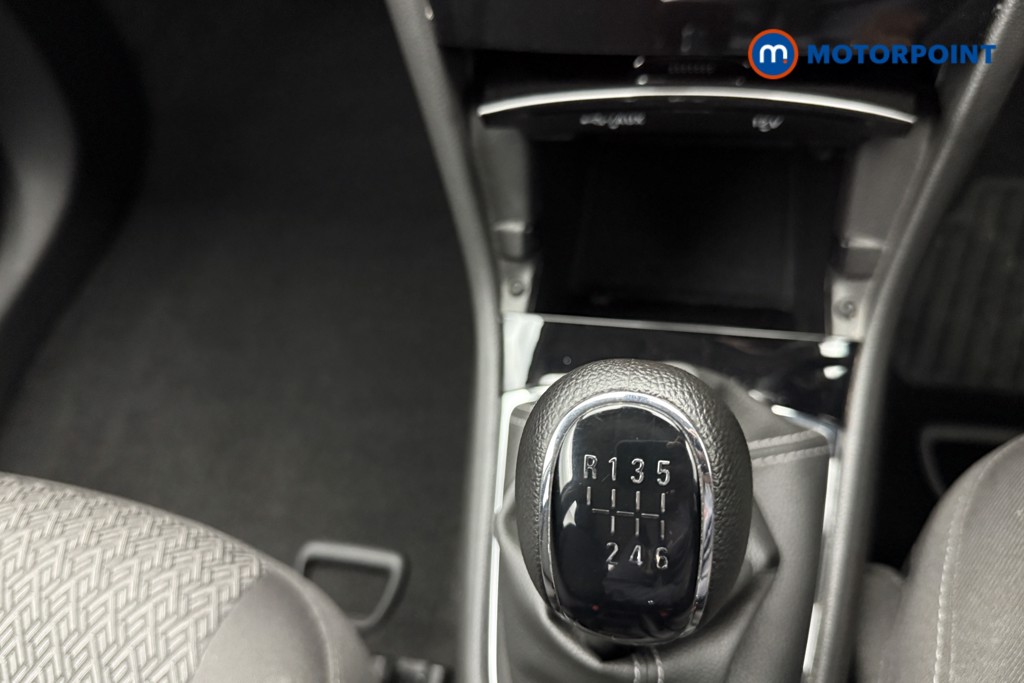 Vauxhall Mokka X Design Nav Manual Petrol SUV - Stock Number (1560256) - 9th supplementary image