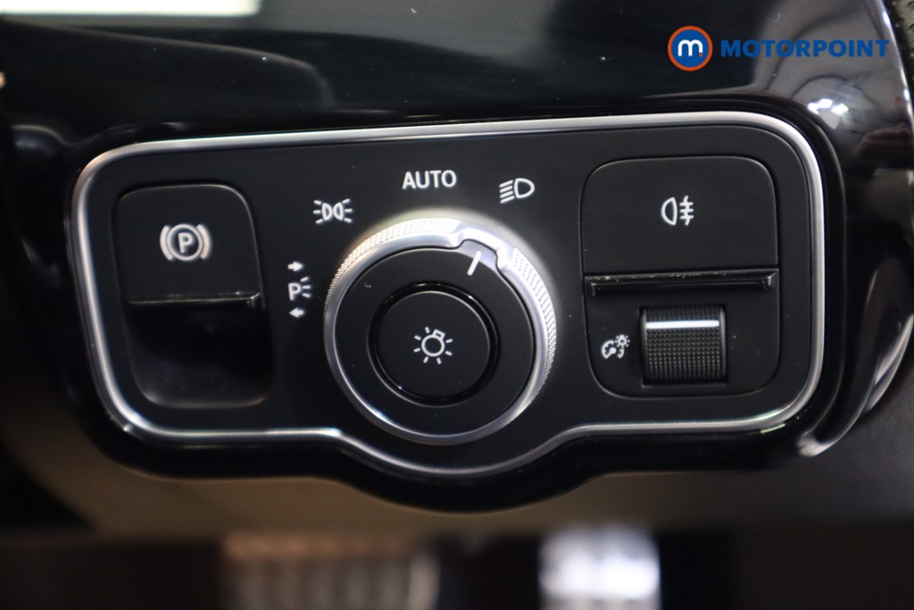 Mercedes-Benz A Class Amg Line Automatic Petrol Hatchback - Stock Number (1561406) - 10th supplementary image