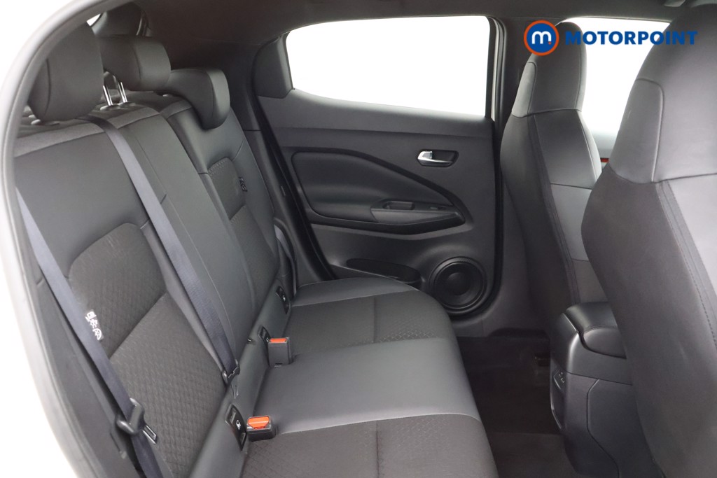 Nissan Juke N-Connecta Manual Petrol SUV - Stock Number (1561442) - 12th supplementary image