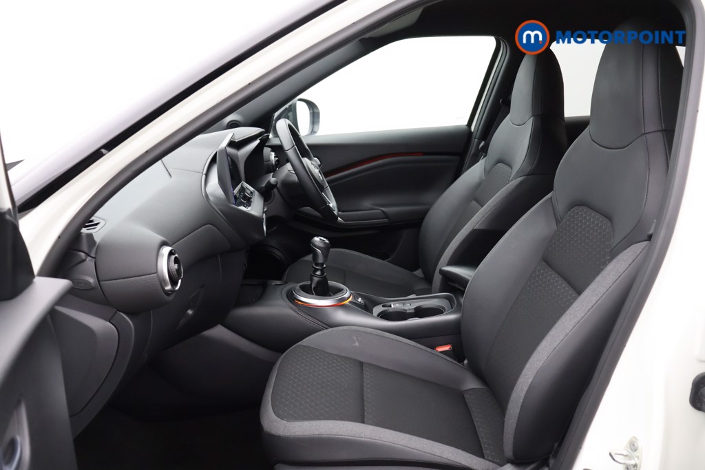 Nissan Juke N-Connecta Manual Petrol SUV - Stock Number (1561442) - 14th supplementary image