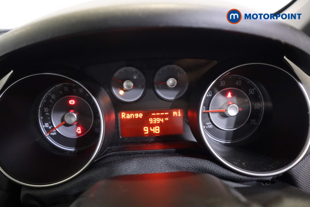Fiat Punto Pop-Plus Manual Petrol Hatchback - Stock Number (1561496) - 4th supplementary image