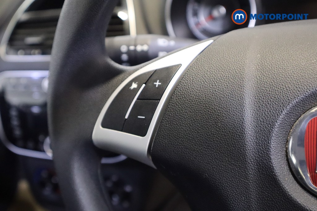 Fiat Punto Pop-Plus Manual Petrol Hatchback - Stock Number (1561496) - 10th supplementary image