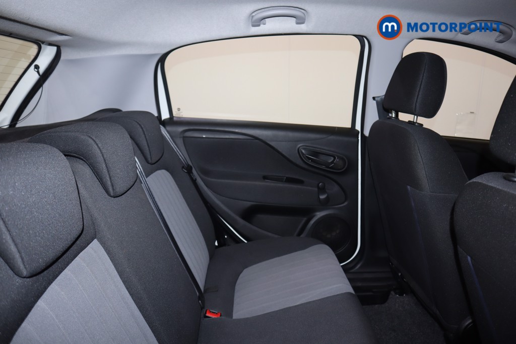 Fiat Punto Pop-Plus Manual Petrol Hatchback - Stock Number (1561496) - 12th supplementary image
