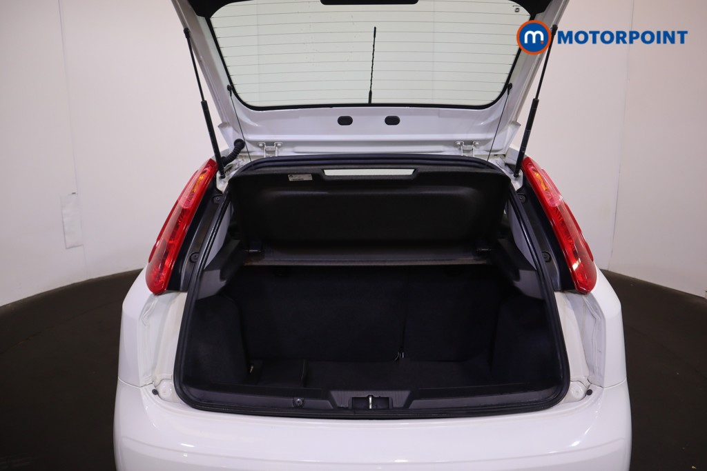 Fiat Punto Pop-Plus Manual Petrol Hatchback - Stock Number (1561496) - 13th supplementary image