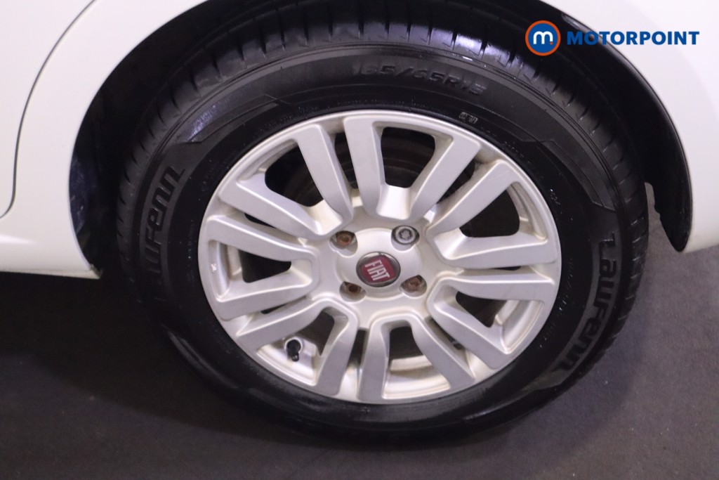 Fiat Punto Pop-Plus Manual Petrol Hatchback - Stock Number (1561496) - 15th supplementary image