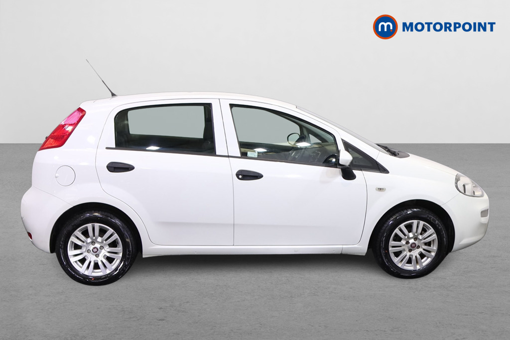 Fiat Punto Pop-Plus Manual Petrol Hatchback - Stock Number (1561496) - Drivers side