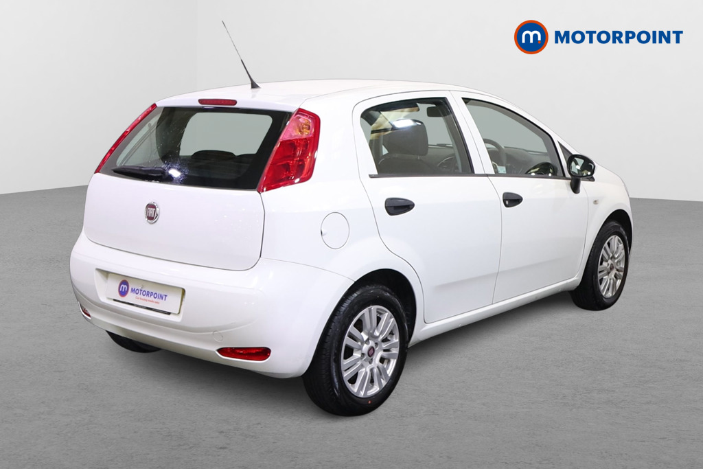 Fiat Punto Pop-Plus Manual Petrol Hatchback - Stock Number (1561496) - Drivers side rear corner