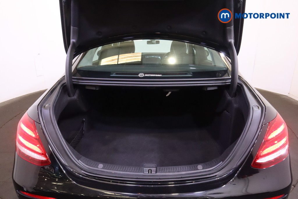 Mercedes-Benz E Class SE Automatic Diesel Saloon - Stock Number (1561855) - 15th supplementary image