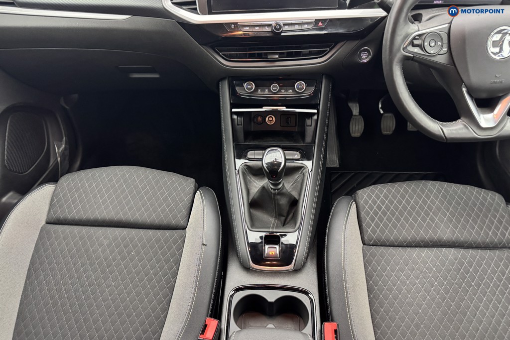 Vauxhall Grandland Elite Manual Petrol SUV - Stock Number (1562017) - 5th supplementary image