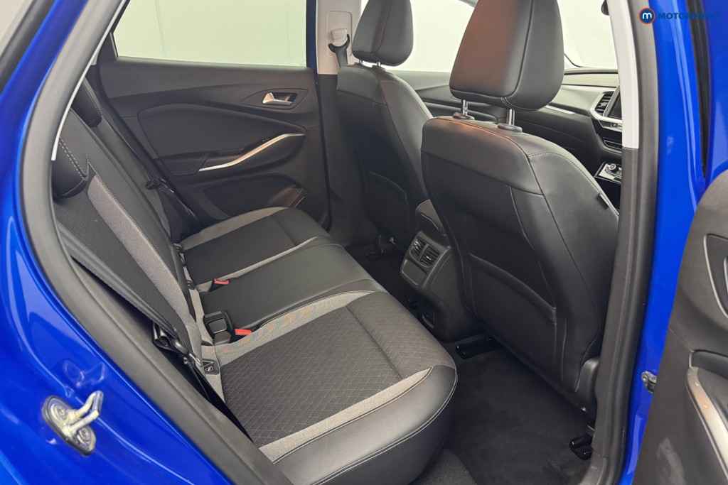 Vauxhall Grandland Elite Manual Petrol SUV - Stock Number (1562017) - 7th supplementary image