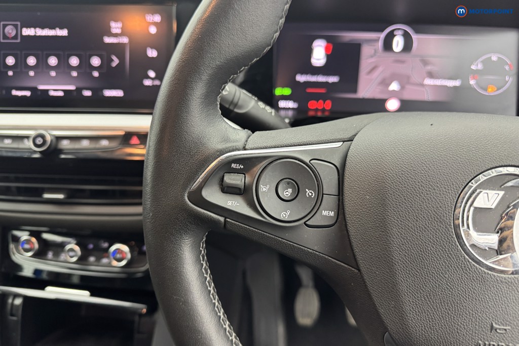 Vauxhall Grandland Elite Manual Petrol SUV - Stock Number (1562017) - 12th supplementary image