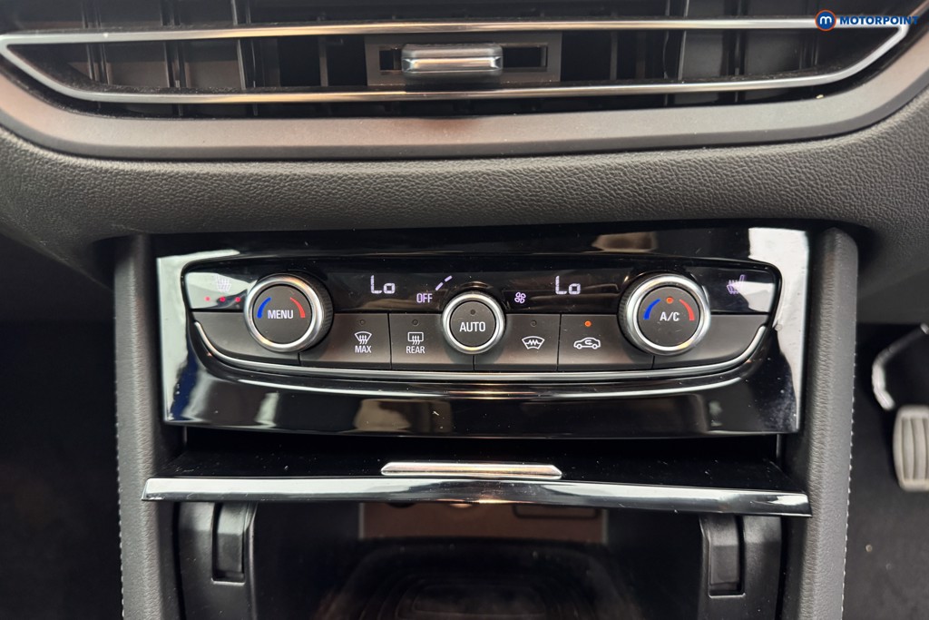 Vauxhall Grandland Elite Manual Petrol SUV - Stock Number (1562017) - 14th supplementary image