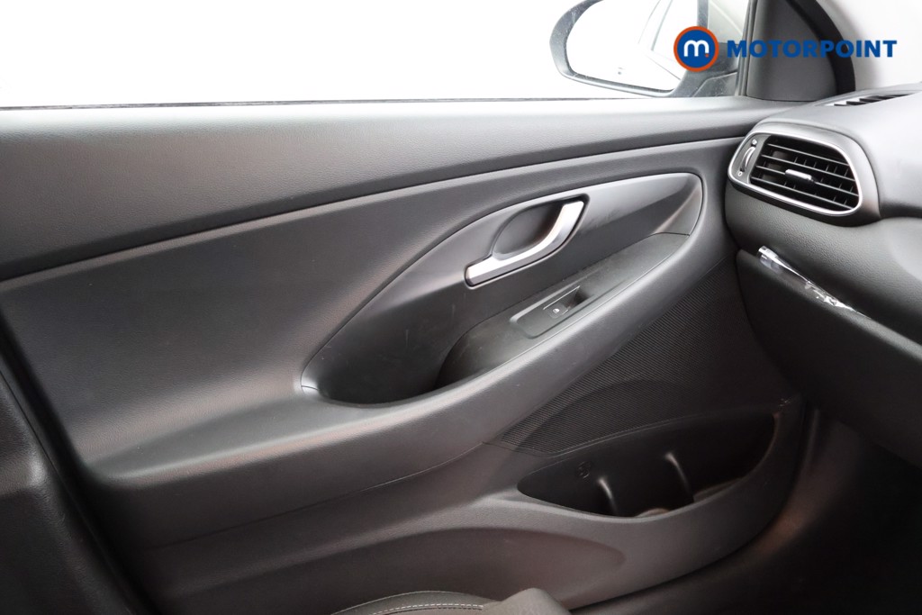Hyundai I30 Se Nav Automatic Petrol Hatchback - Stock Number (1562149) - 8th supplementary image
