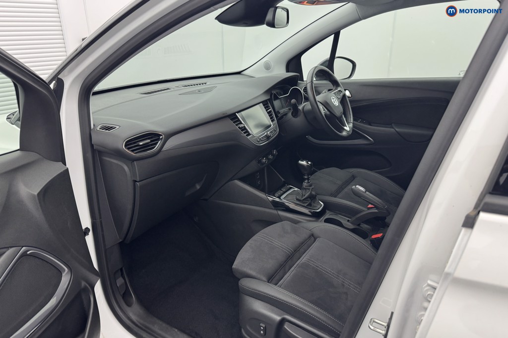Vauxhall Crossland Ultimate Manual Petrol SUV - Stock Number (1562912) - 9th supplementary image