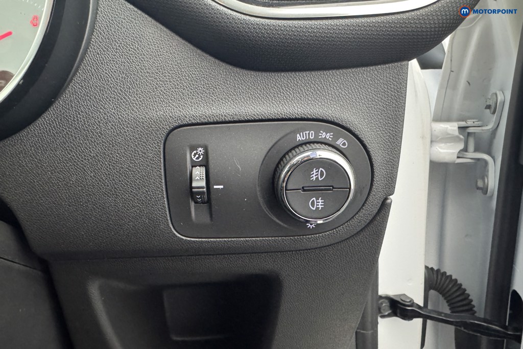 Vauxhall Crossland Ultimate Manual Petrol SUV - Stock Number (1562912) - 15th supplementary image