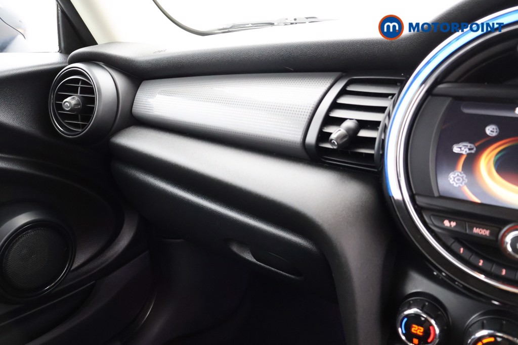 Mini Hatchback Cooper Manual Petrol Hatchback - Stock Number (1562948) - 7th supplementary image