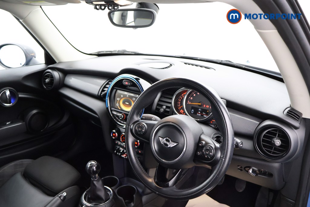 Mini Hatchback Cooper Manual Petrol Hatchback - Stock Number (1562948) - 10th supplementary image