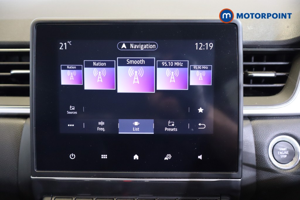 Renault Captur Se Edition Manual Petrol SUV - Stock Number (1563428) - 6th supplementary image