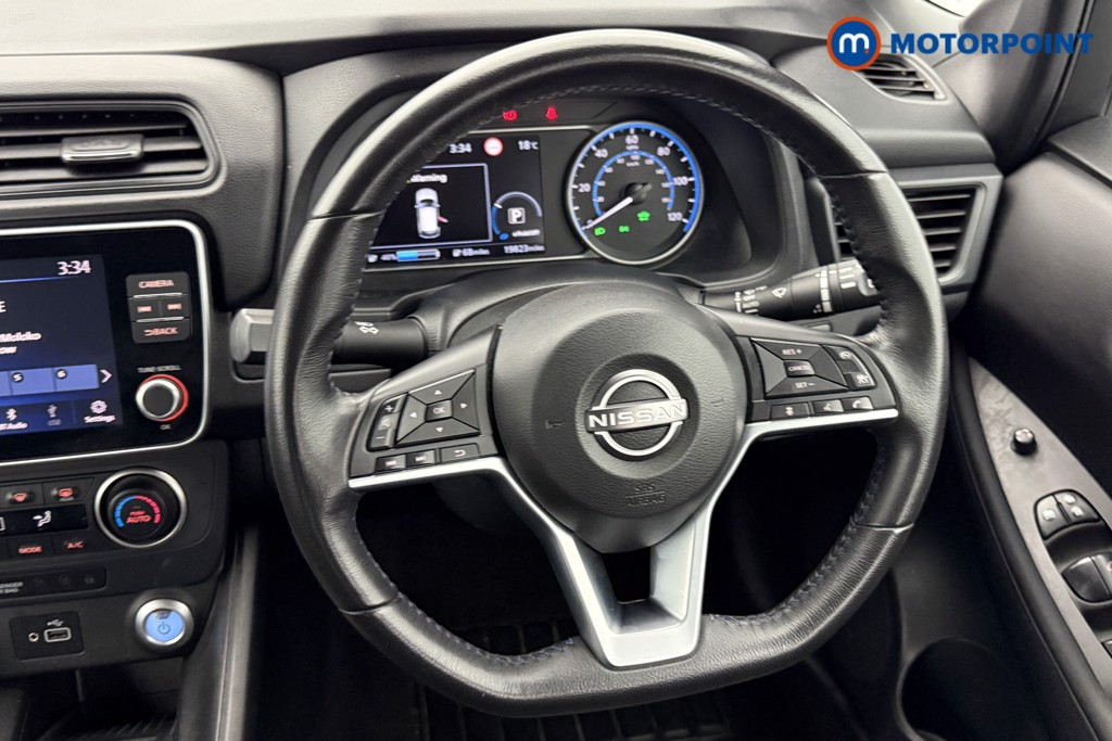 Nissan Leaf Acenta Automatic Electric Hatchback - Stock Number (1563823) - 2nd supplementary image