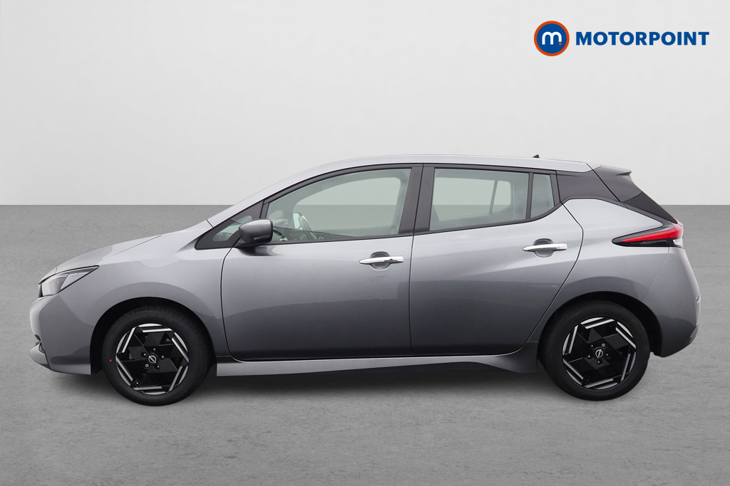 Nissan Leaf Acenta Automatic Electric Hatchback - Stock Number (1563823) - Passenger side