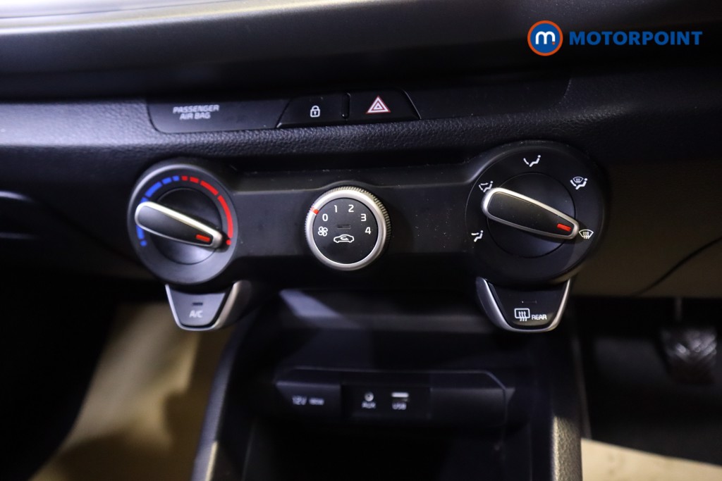 KIA RIO 1 Manual Petrol Hatchback - Stock Number (1564037) - 5th supplementary image
