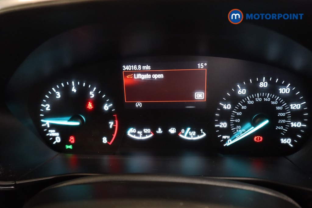 Ford Focus Titanium Manual Petrol Hatchback - Stock Number (1564318) - 4th supplementary image