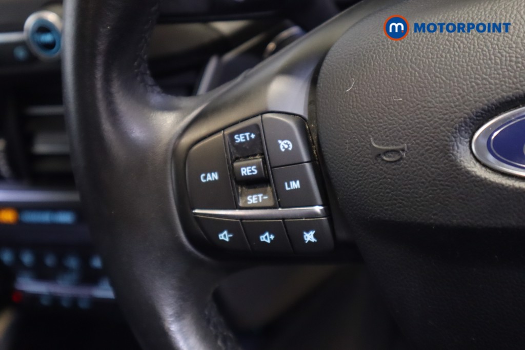 Ford Focus Titanium Manual Petrol Hatchback - Stock Number (1564318) - 12th supplementary image