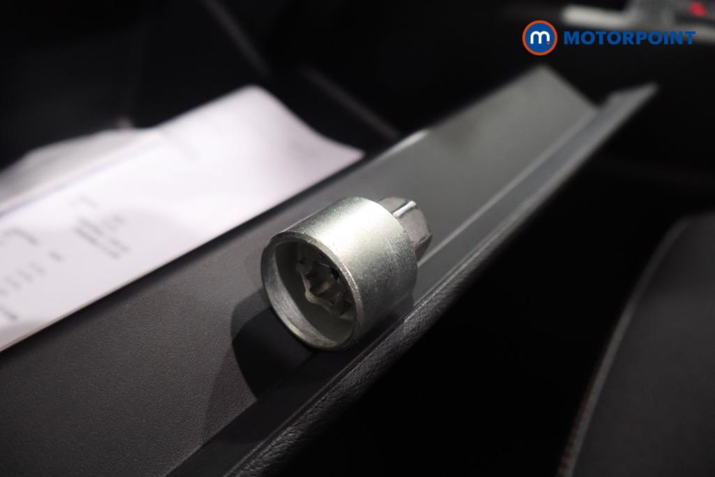 Cupra Leon VZ2 Automatic Petrol Plug-In Hybrid Estate - Stock Number (1564647) - 13th supplementary image