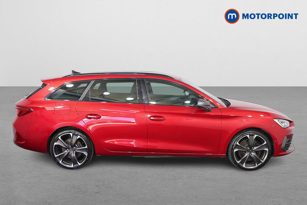 Cupra Leon VZ2 Automatic Petrol Plug-In Hybrid Estate - Stock Number (1564647) - Drivers side