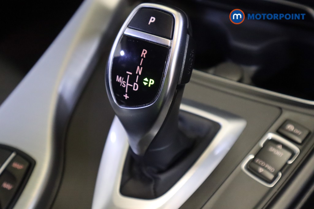 BMW 3 Series M Sport Automatic Diesel Saloon - Stock Number (1564688) - 5th supplementary image