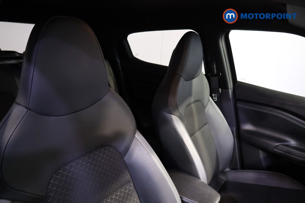Nissan Juke N-Connecta Automatic Petrol SUV - Stock Number (1564952) - 11th supplementary image