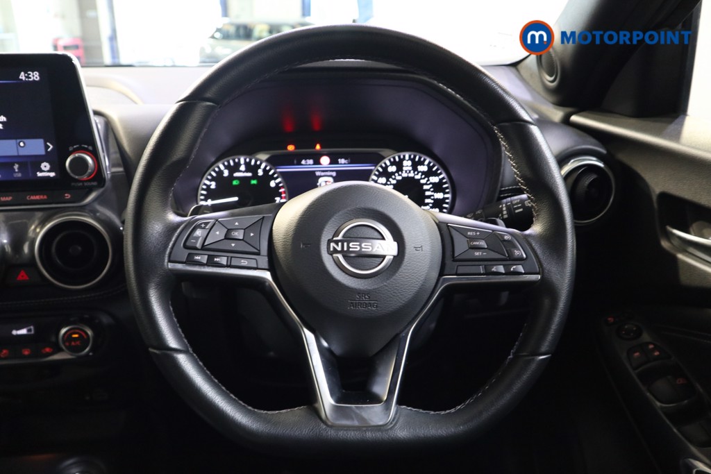 Nissan Juke N-Connecta Automatic Petrol SUV - Stock Number (1564959) - 2nd supplementary image