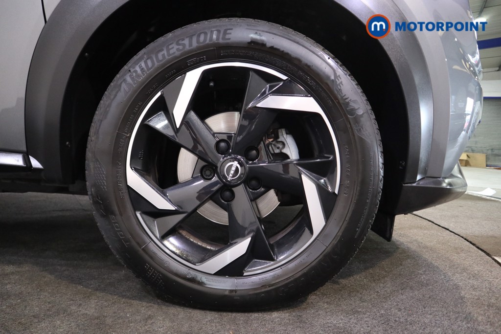 Nissan Juke N-Connecta Automatic Petrol SUV - Stock Number (1564959) - 15th supplementary image