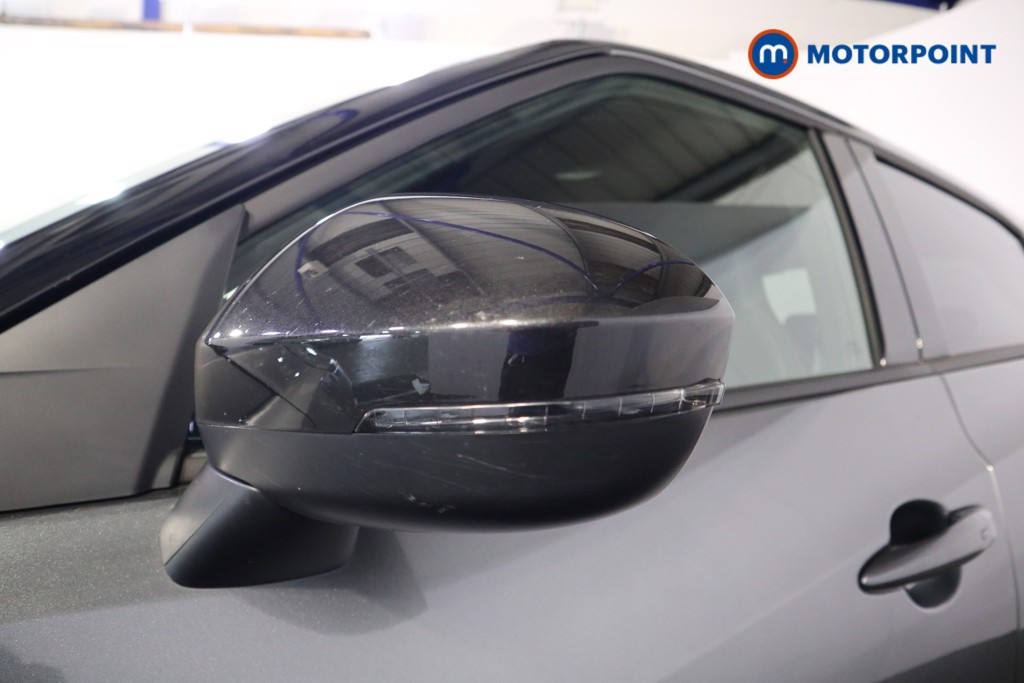 Nissan Juke N-Connecta Automatic Petrol SUV - Stock Number (1564959) - 21st supplementary image