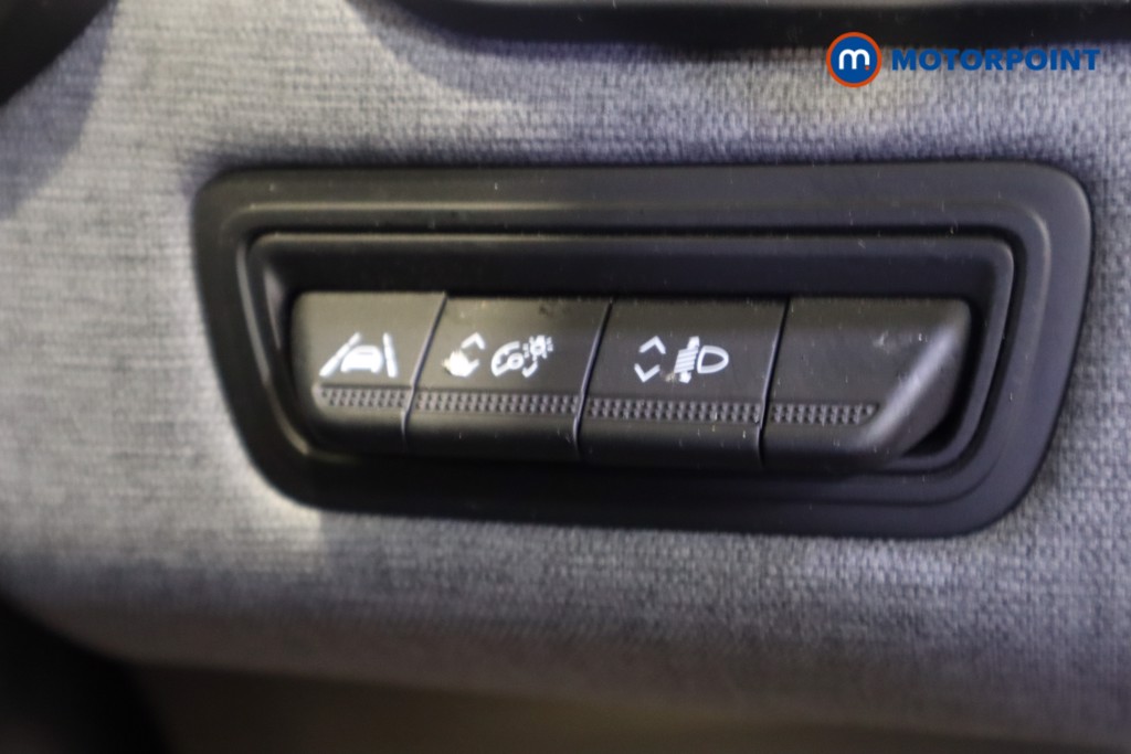 Renault Clio Evolution Manual Petrol Hatchback - Stock Number (1564976) - 10th supplementary image