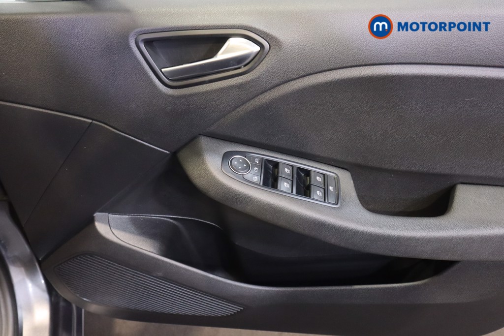 Renault Clio Evolution Manual Petrol Hatchback - Stock Number (1564979) - 7th supplementary image