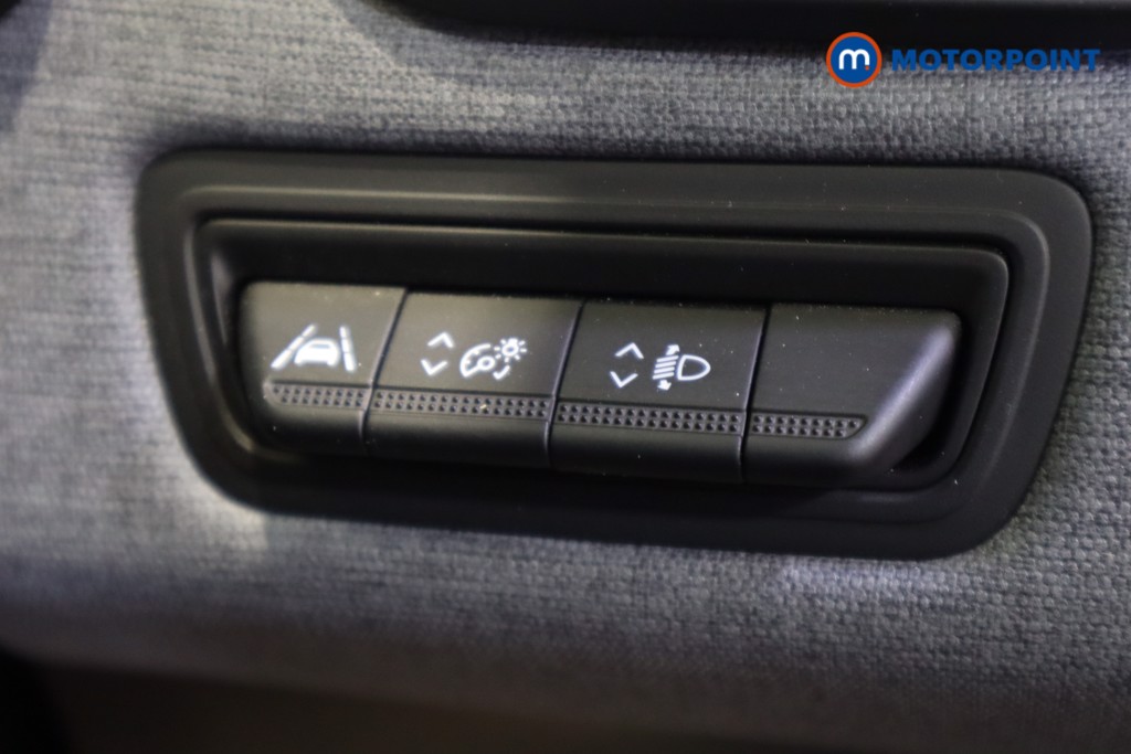 Renault Clio Evolution Manual Petrol Hatchback - Stock Number (1564979) - 10th supplementary image
